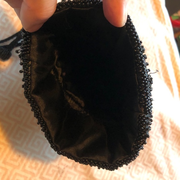 Fun little beaded and sequined black pouch with sling. New or like new - Picture 4 of 6